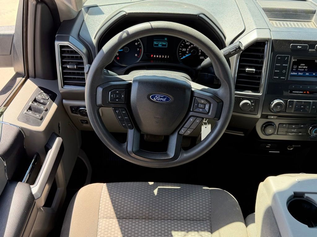 Used 2017 Ford F150 XLT AWD/4WD image 8