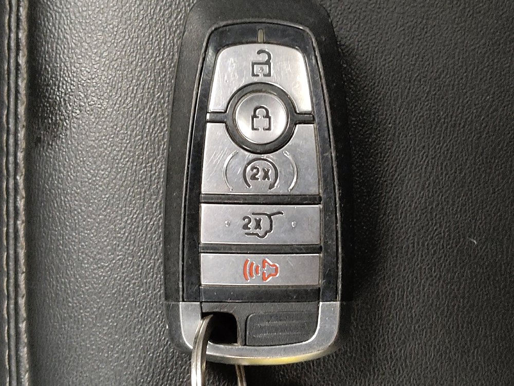 Used 2023 Ford Explorer XLT w/ Equipment Group 202A image 32