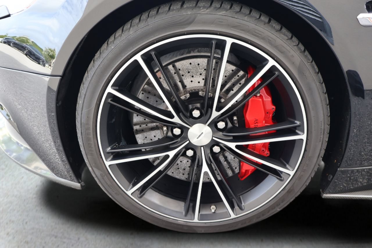 Used 2014 Aston Martin Vanquish Coupe RWD image 9