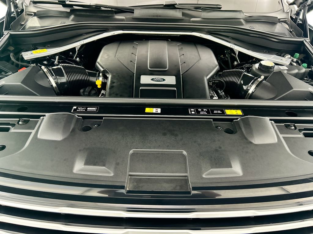 Used 2023 Land Rover Range Rover SV image 28