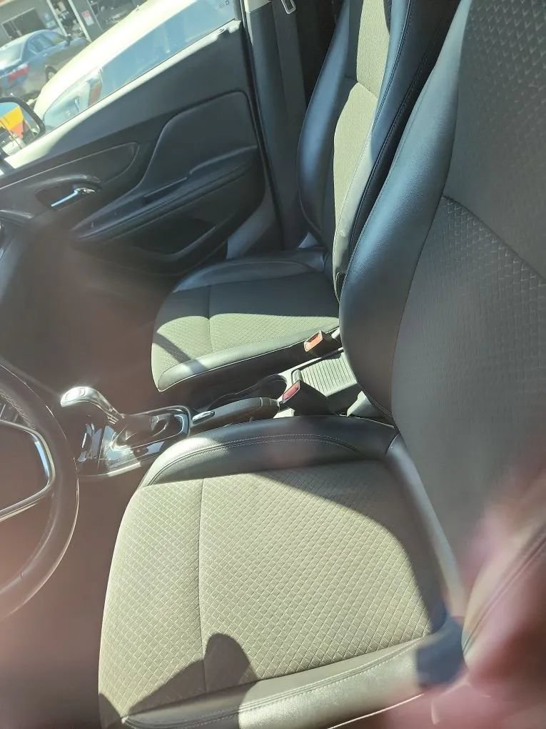 Used 2019 Buick Encore Preferred FWD image 9
