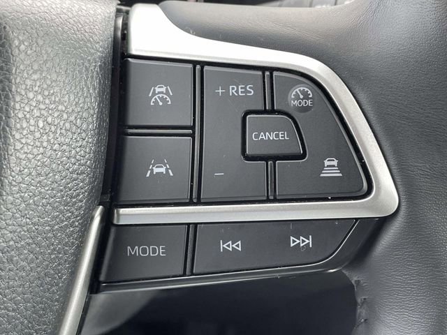 Used 2025 Toyota Grand Highlander AWD image 22