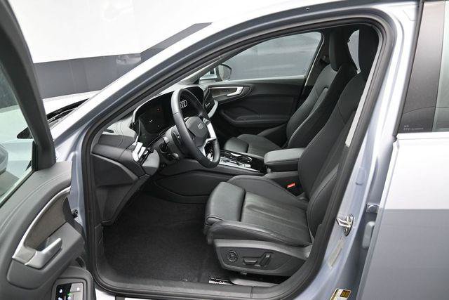 Used 2025 Audi A5 2.0T Premium Plus w/ Premium Plus AWD/4WD image 9