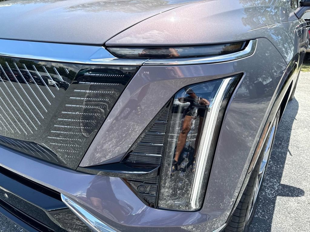 New 2026 Cadillac Vistiq Luxury image 7