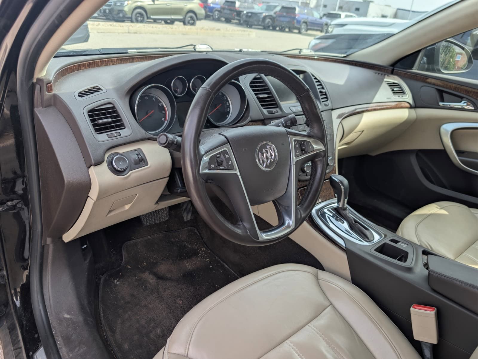 Used 2013 Buick Regal Premium image 27