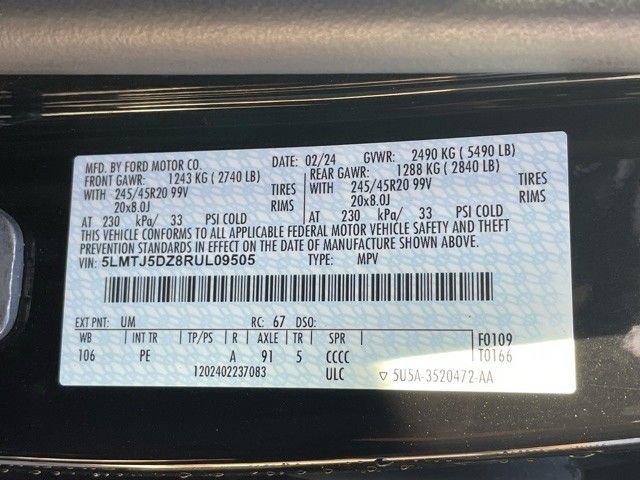 Used 2024 Lincoln Corsair Grand Touring image 32