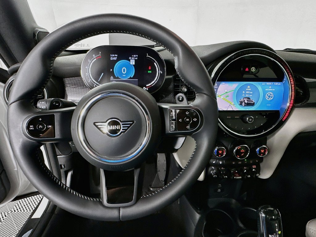 Used 2024 MINI Cooper S FWD image 11