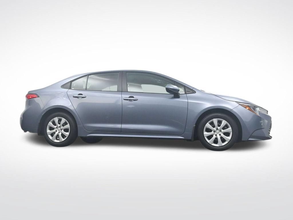Used 2026 Toyota Corolla LE FWD image 33