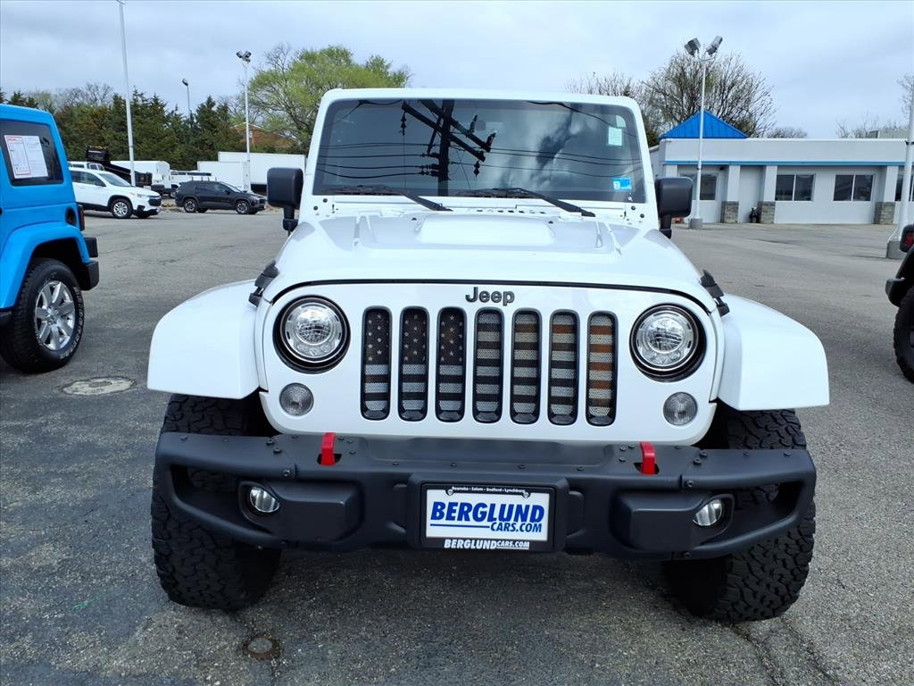 Used 2018 Jeep Wrangler Unlimited Sahara AWD/4WD image 8