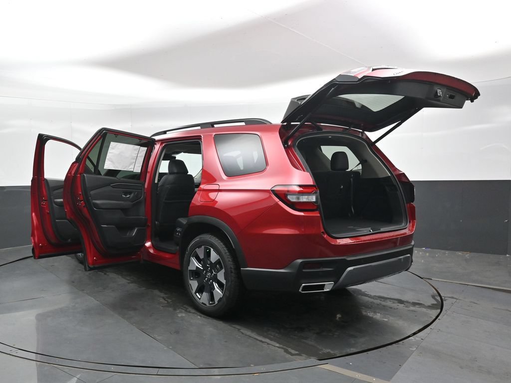 New 2026 Honda Pilot Touring image 42