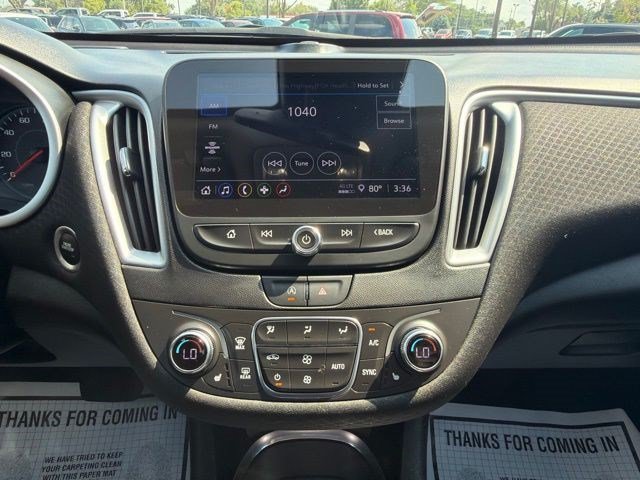 Used 2024 Chevrolet Malibu LT FWD image 22