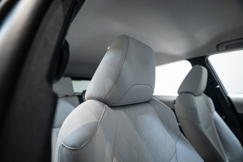 Certified 2023 Toyota Corolla Cross LE image 16