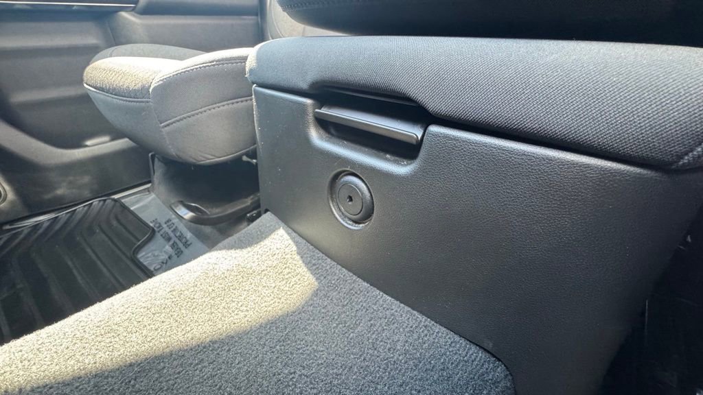 Used 2021 Chevrolet Silverado 1500 RST image 29