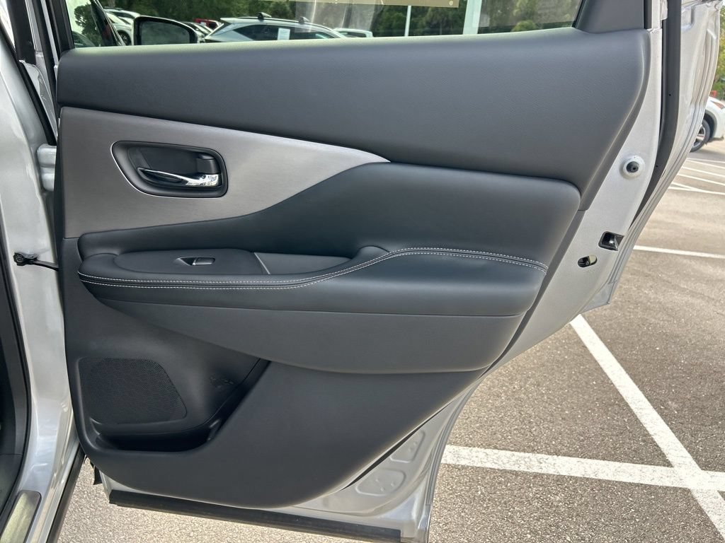 Certified 2024 Nissan Murano SL FWD image 46