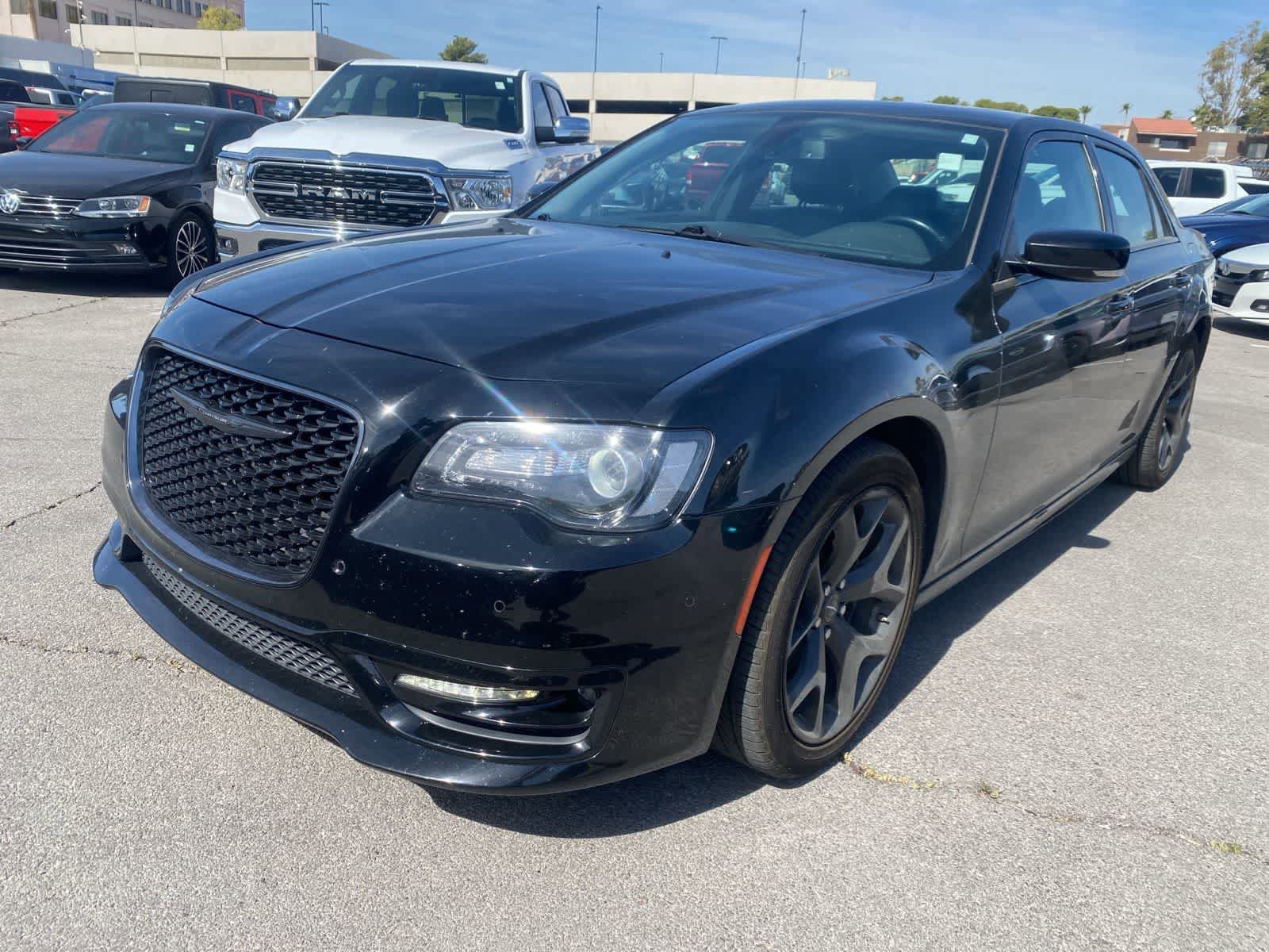 Used 2022 Chrysler 300 Touring L w/ Popular Equipment Group