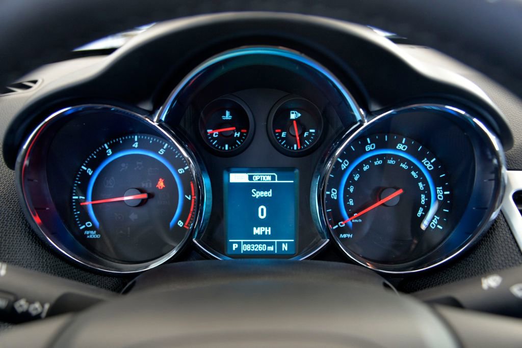 Used 2015 Chevrolet Cruze LT w/ Sun, Sound and Sport Package image 21