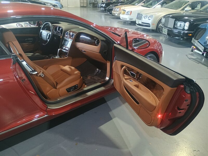 Used 2005 Bentley Continental GT AWD/4WD image 34