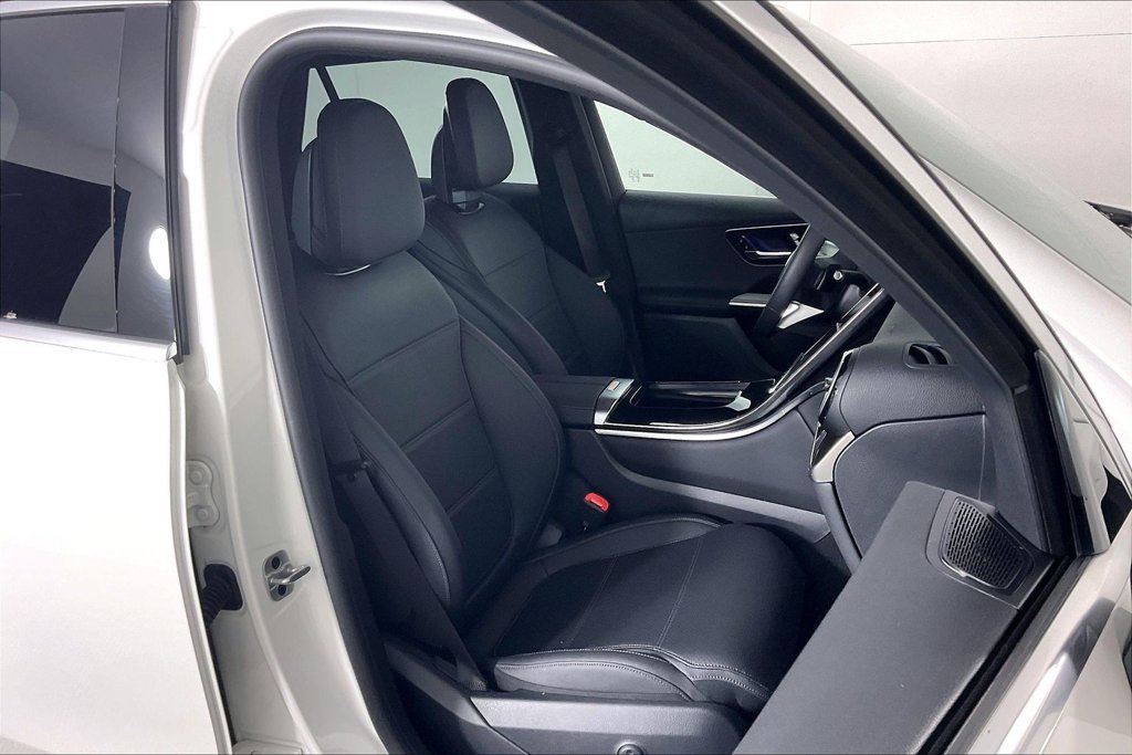 Certified 2025 Mercedes-Benz GLC 300 4MATIC image 7