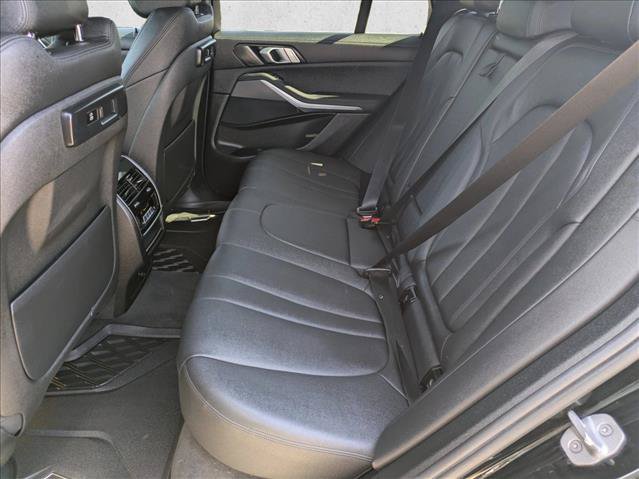 Used 2019 BMW X5 xDrive40i w/ Convenience Package AWD/4WD image 18