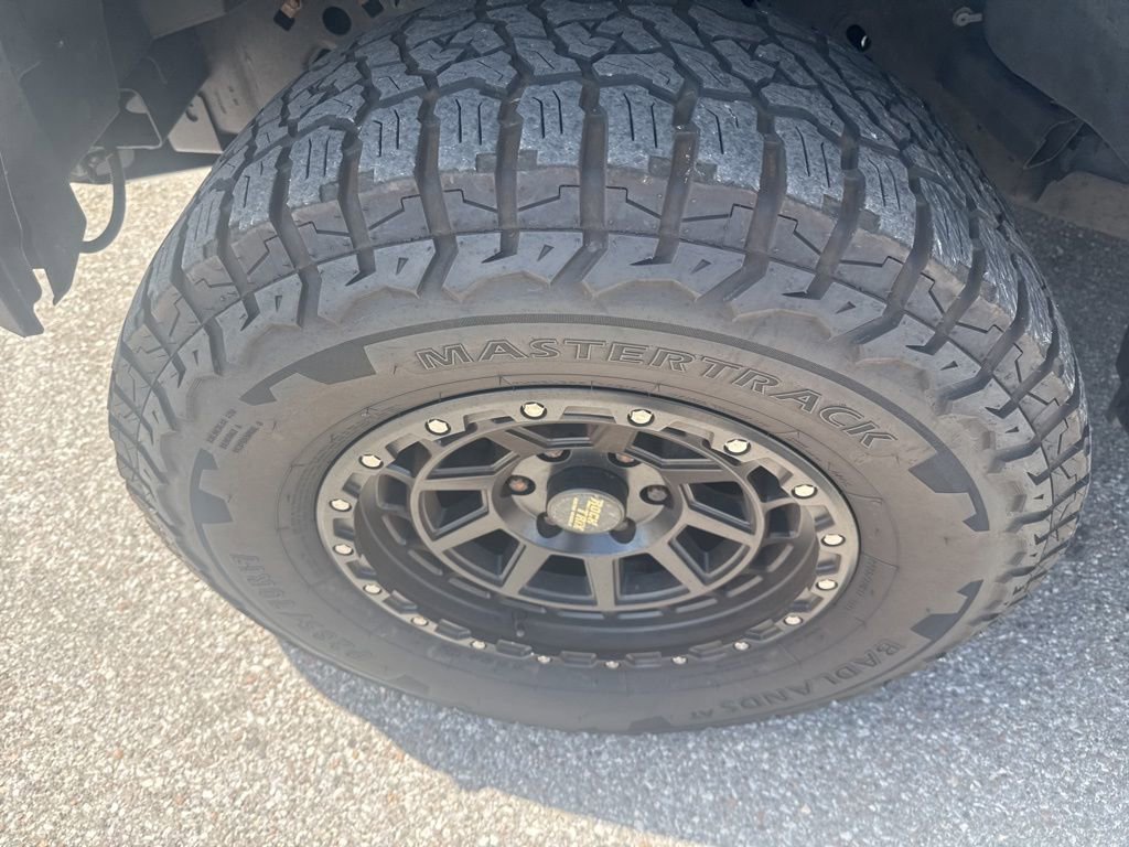 Used 2016 Ford F150 Lariat w/ Equipment Group 502A Luxury image 11