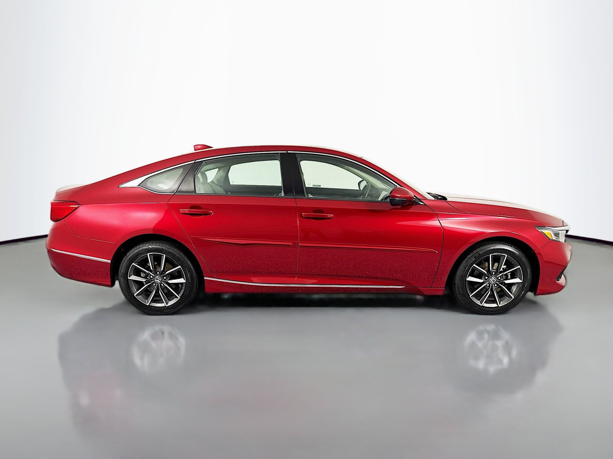 Certified 2022 Honda Accord EX-L image 4