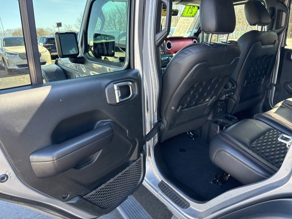 Used 2021 Jeep Wrangler Unlimited Rubicon image 12