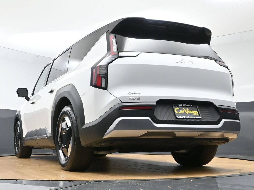 Used 2024 Kia EV9 Light RWD image 55