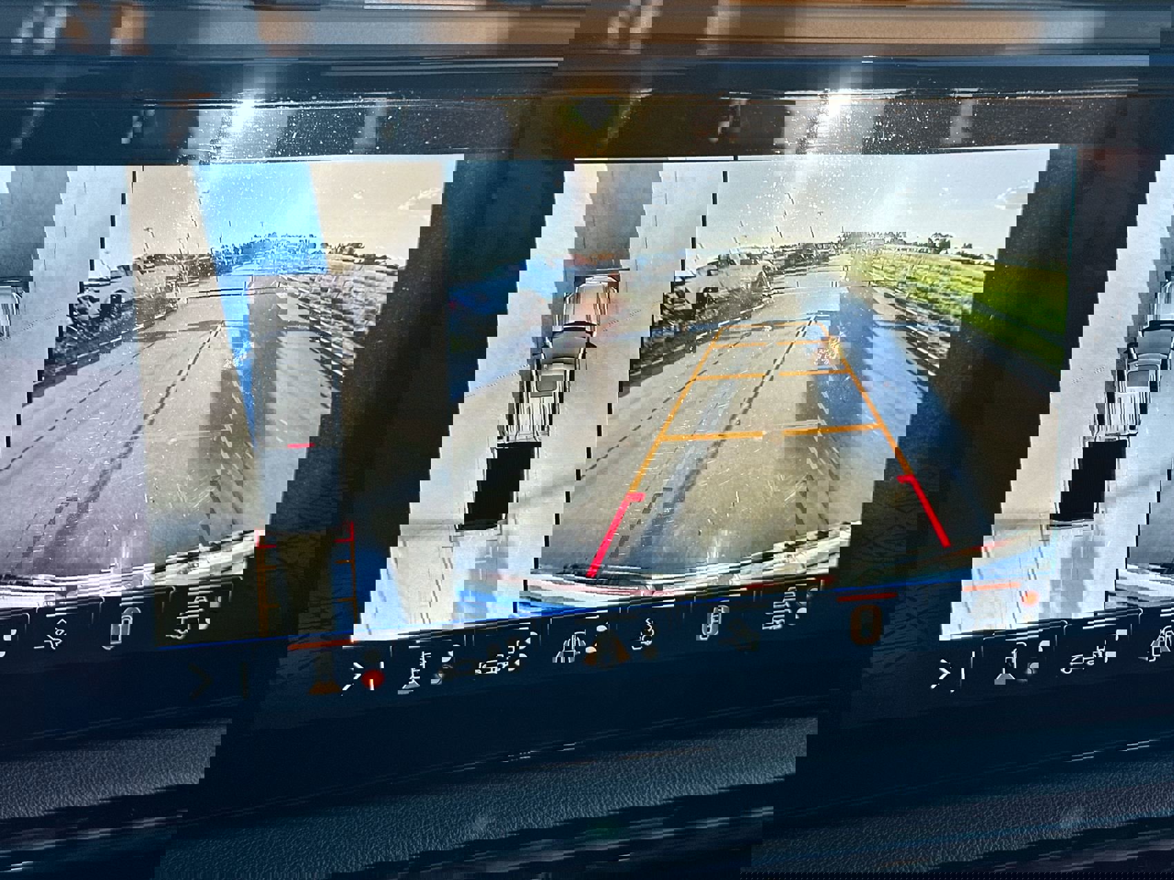 Used 2024 GMC Sierra 1500 AT4 w/ Technology Package image 16