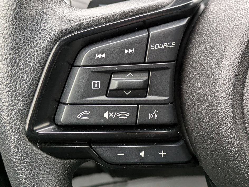 Used 2024 Subaru Crosstrek 2.0i Premium image 17