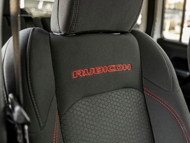 Used 2021 Jeep Wrangler Unlimited Rubicon AWD/4WD image 28