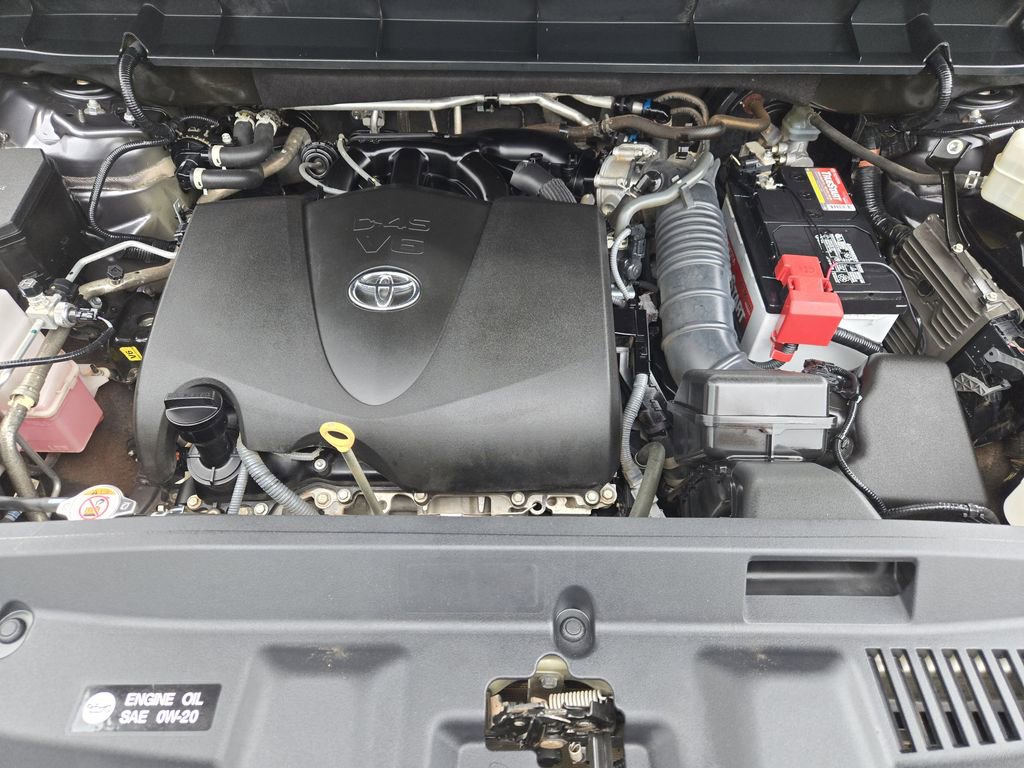 Used 2021 Toyota Highlander XLE FWD image 34