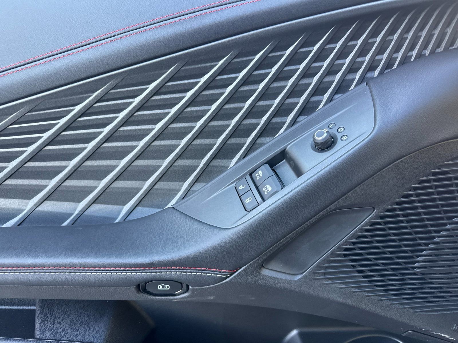 New 2026 Dodge Charger R/T AWD/4WD image 11