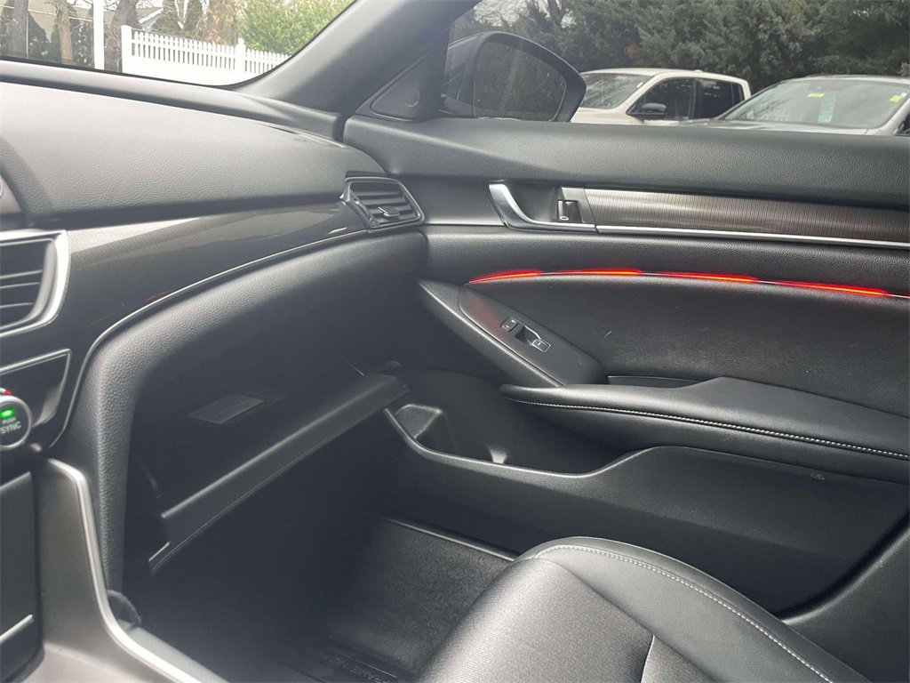 Used 2022 Honda Accord Sport image 32
