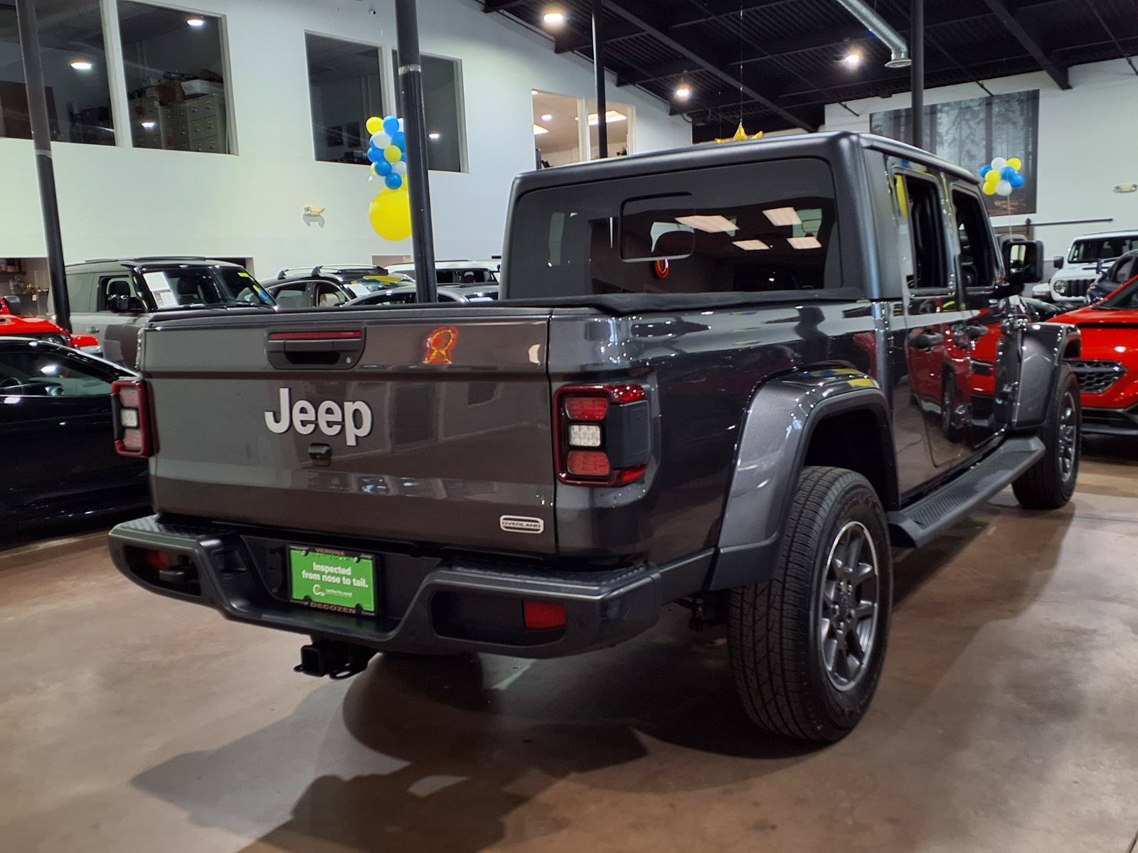 Certified 2020 Jeep Gladiator Overland AWD/4WD image 6