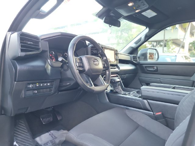 Used 2025 Toyota Tundra SR w/ SR Tow Package AWD/4WD image 10