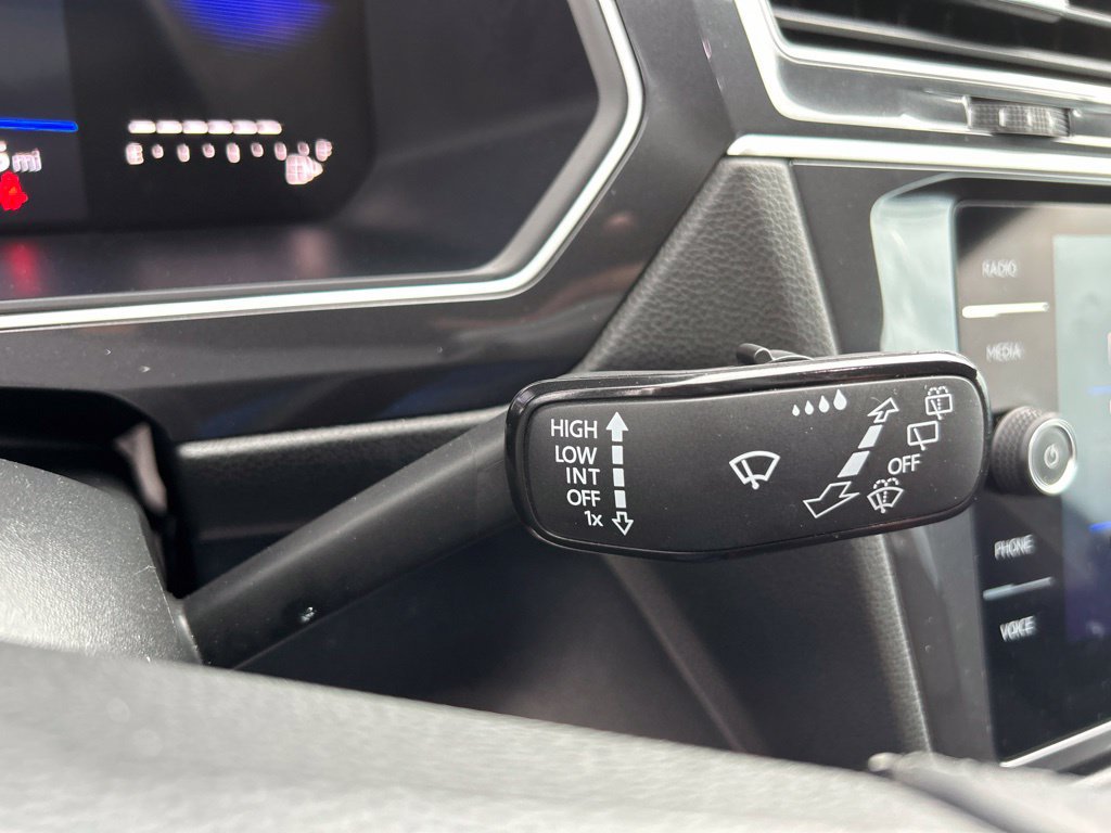 Used 2024 Volkswagen Tiguan Wolfsburg Edition FWD image 23