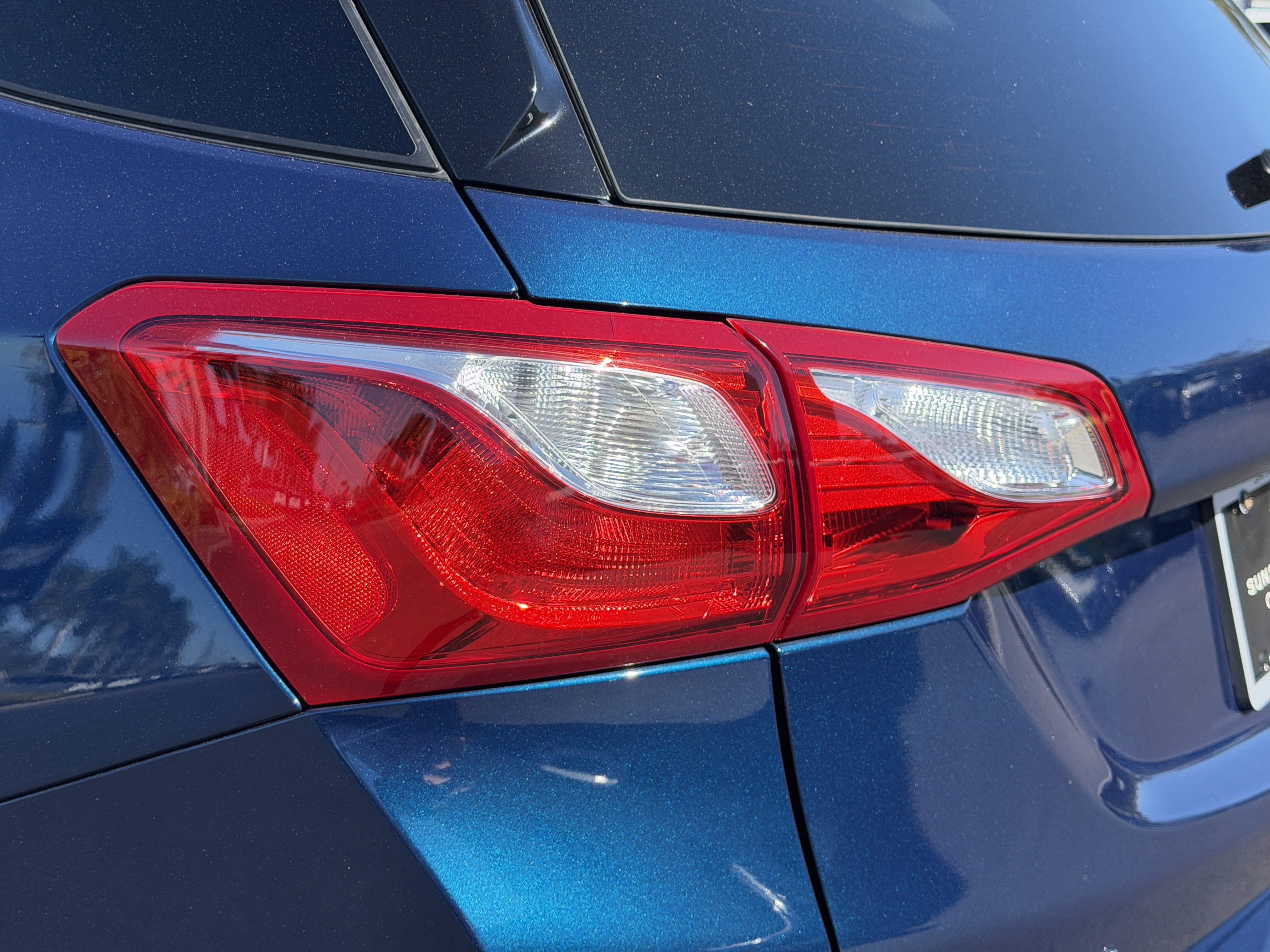 Used 2020 Chevrolet Equinox LT image 9