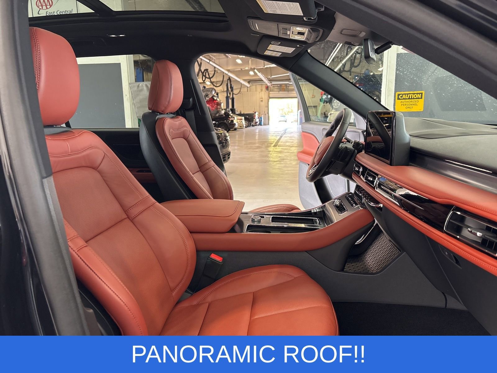 Used 2025 Lincoln Aviator Reserve w/ Illumination Package AWD/4WD image 18