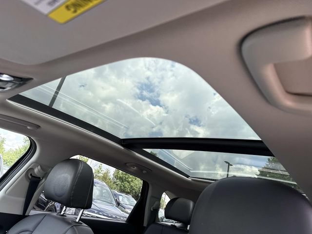 Used 2023 Kia Sorento SX FWD image 16