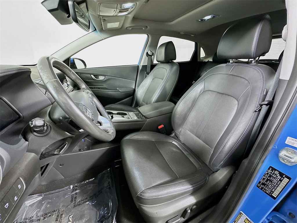 Used 2022 Hyundai Kona Limited image 9