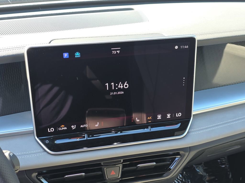 New 2026 Volkswagen Tiguan SE R-Line image 16