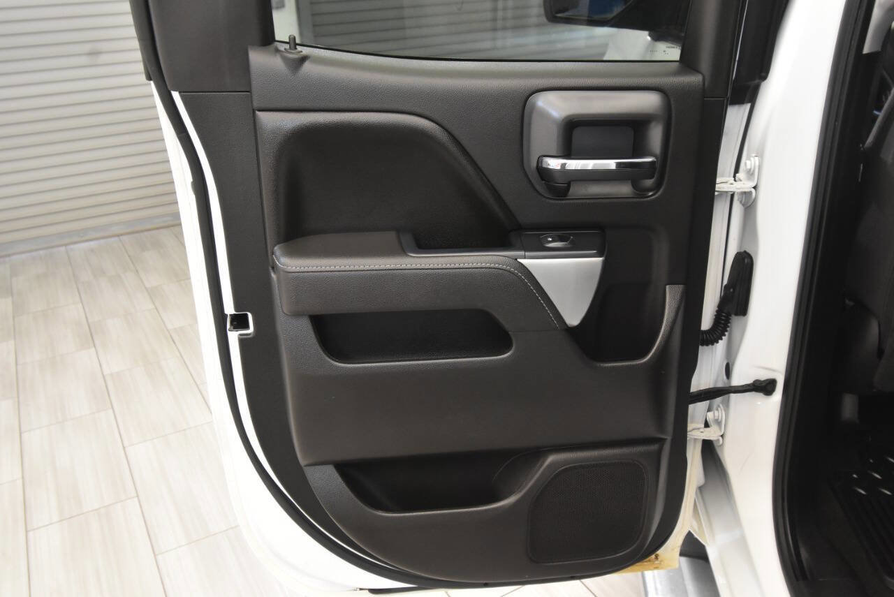 Used 2017 Chevrolet Silverado 1500 LT w/ All Star Edition image 15