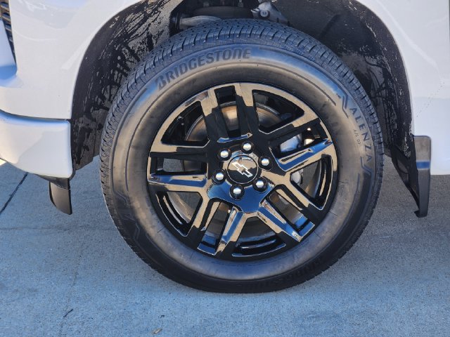 Used 2024 Chevrolet Silverado 1500 RST w/ Convenience Package II RWD image 16