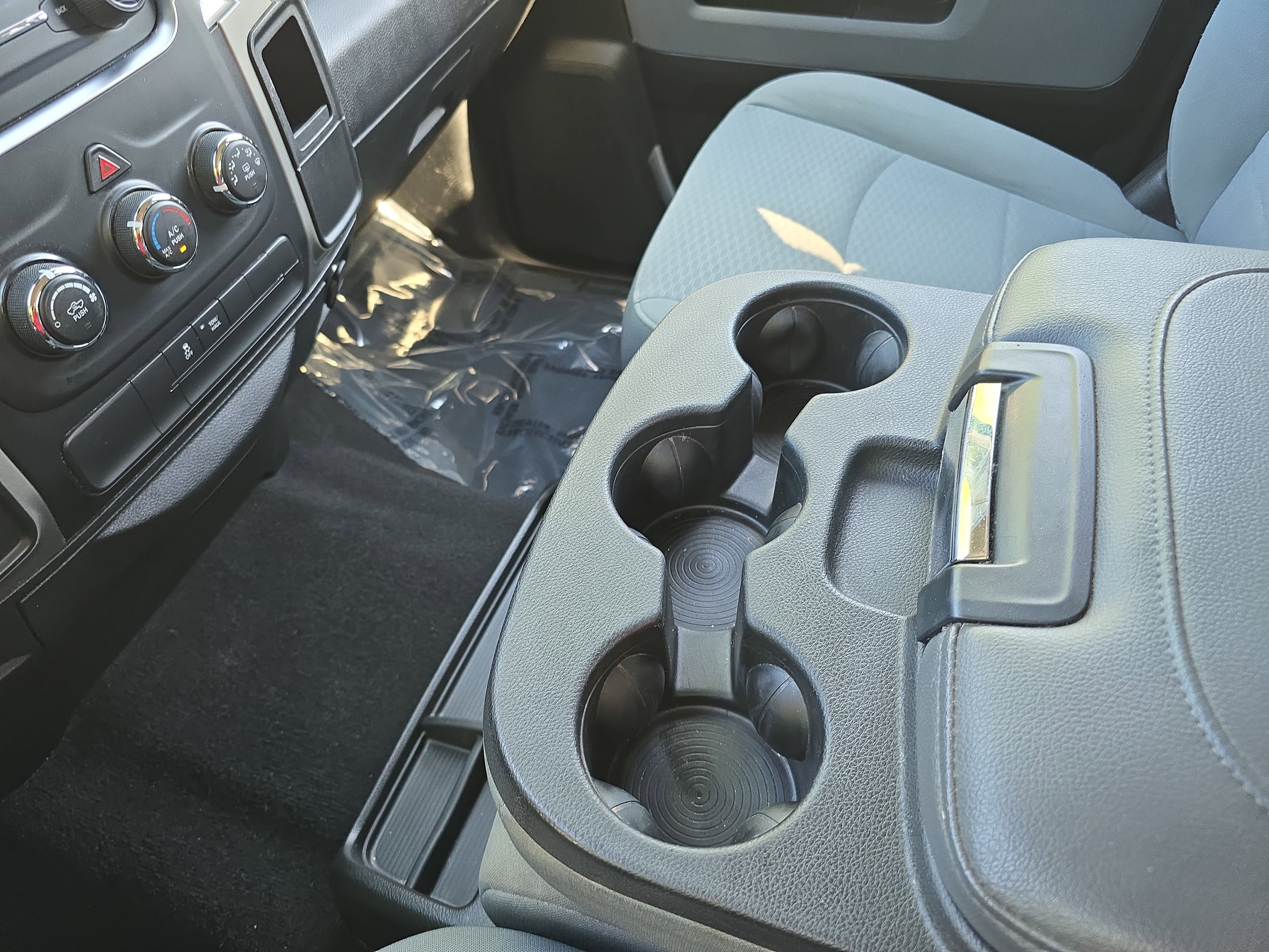 Used 2019 RAM 1500 Classic SLT RWD image 23