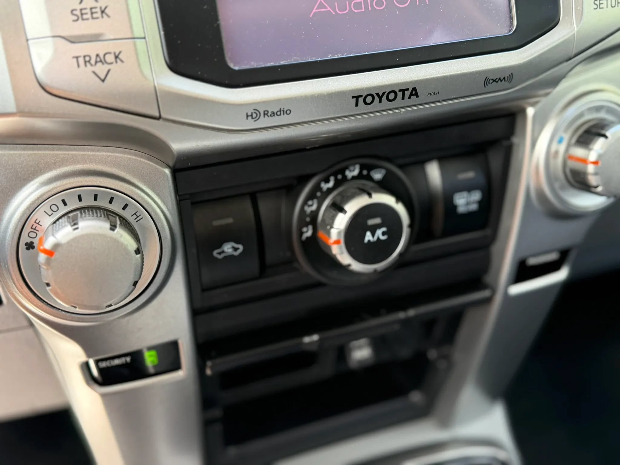 Used 2013 Toyota 4Runner SR5 w/ Premium Pkg RWD image 30