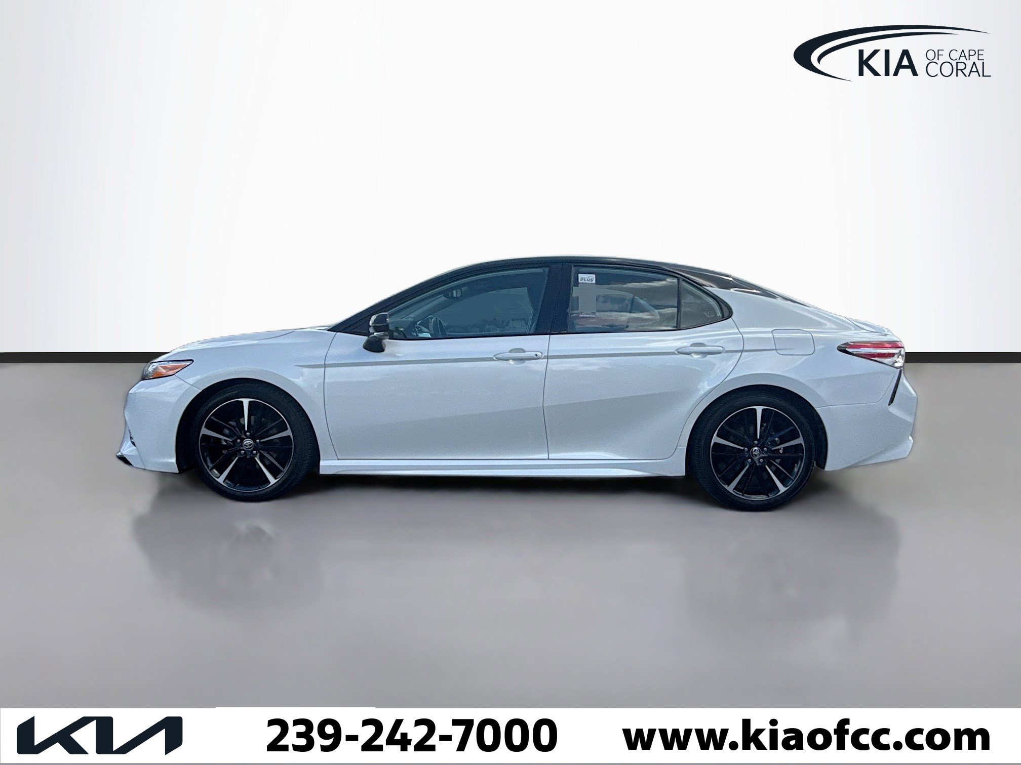 Used 2020 Toyota Camry XSE w/ Driver Assist Package image 2