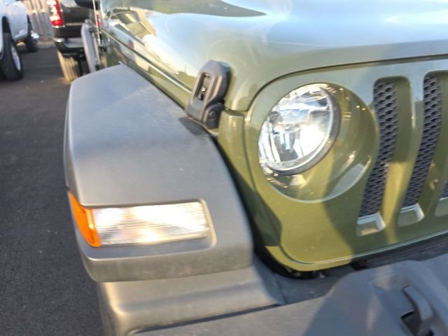 Used 2023 Jeep Wrangler Sport S image 12