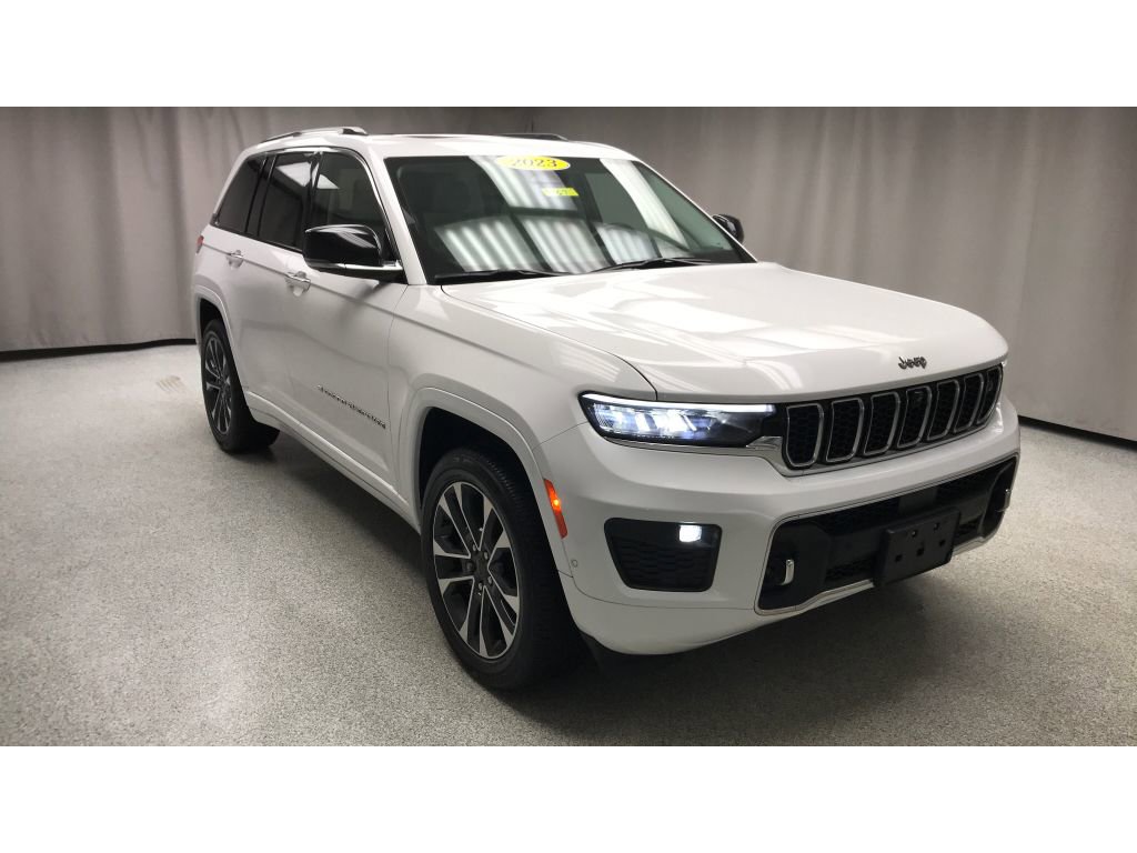 Used 2023 Jeep Grand Cherokee Overland w/ Adv Protech Group III image 31