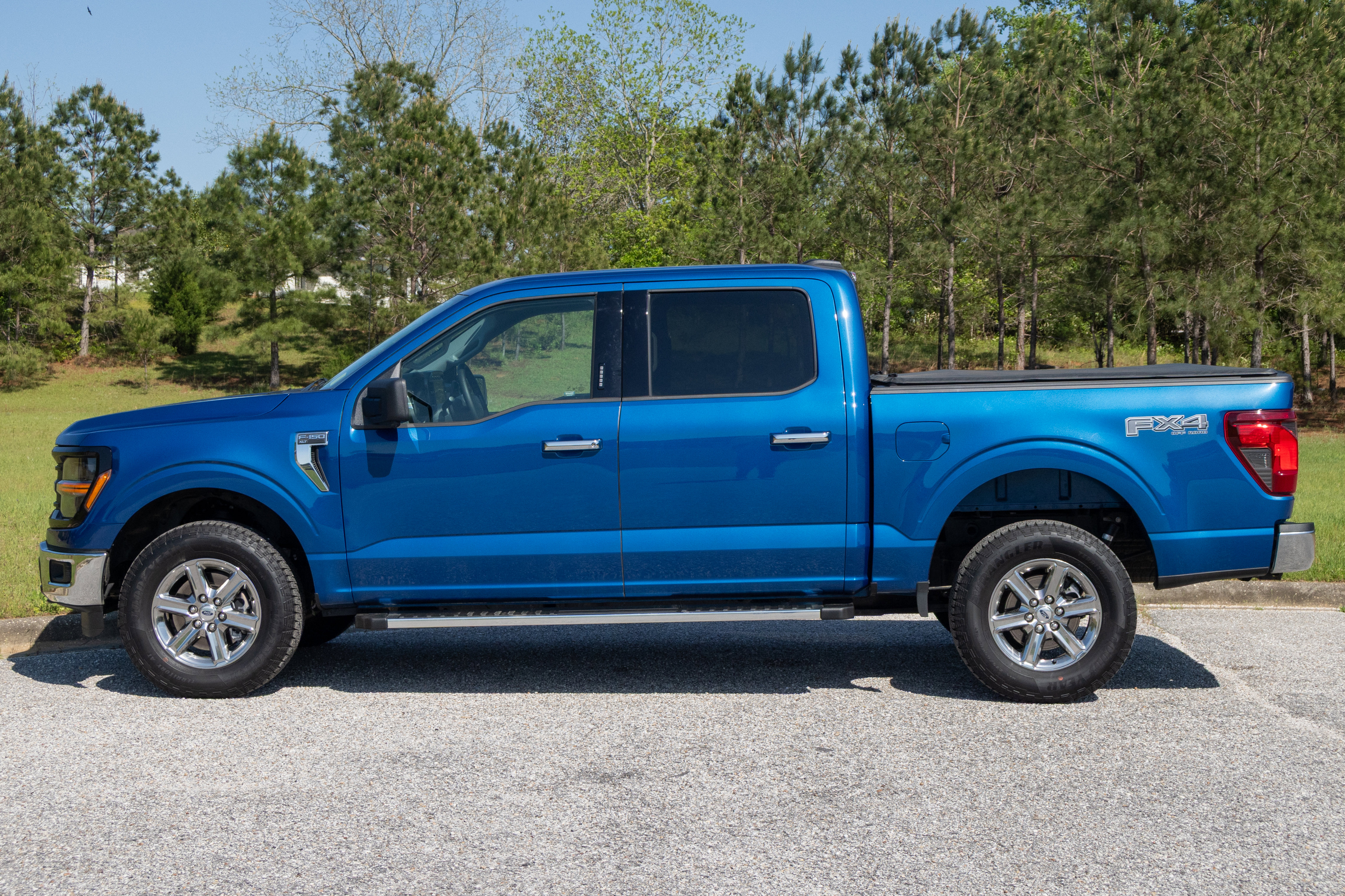 Used 2024 Ford F150 XLT w/ FX4 Off-Road Package image 8