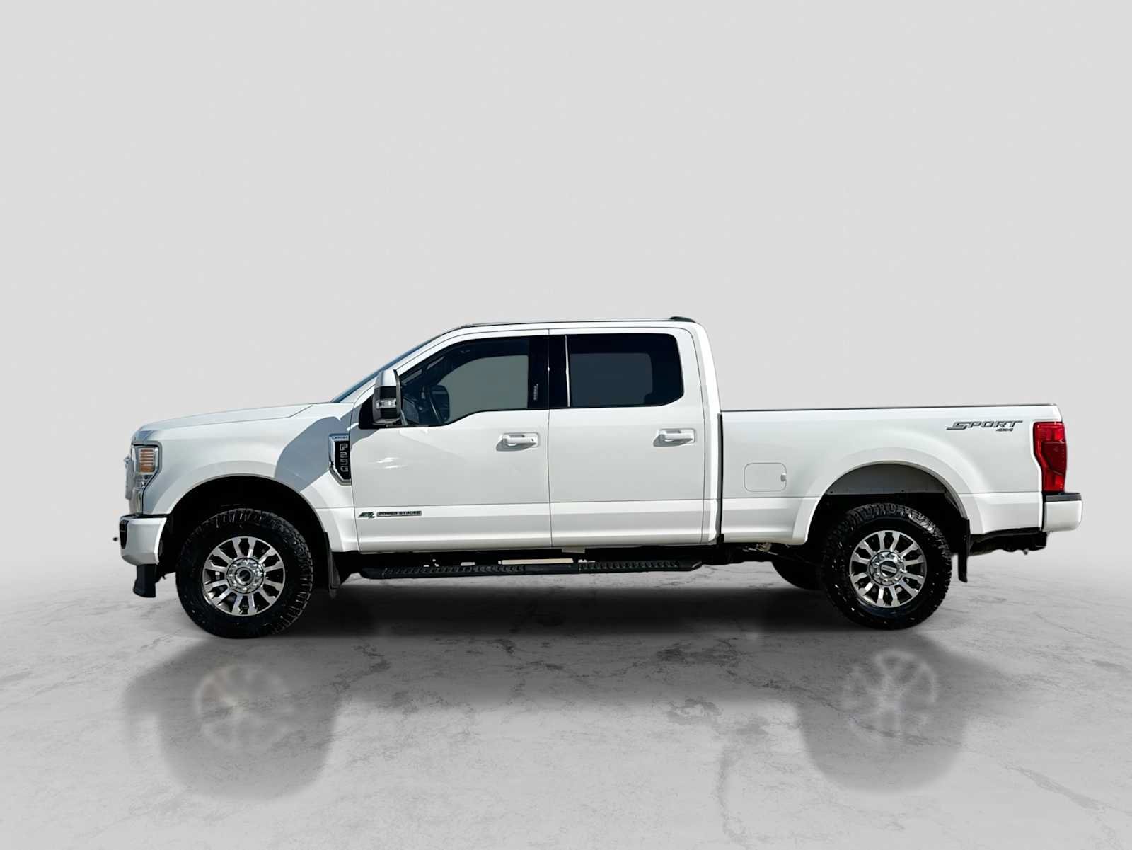 Used 2022 Ford F250 Lariat AWD/4WD image 3